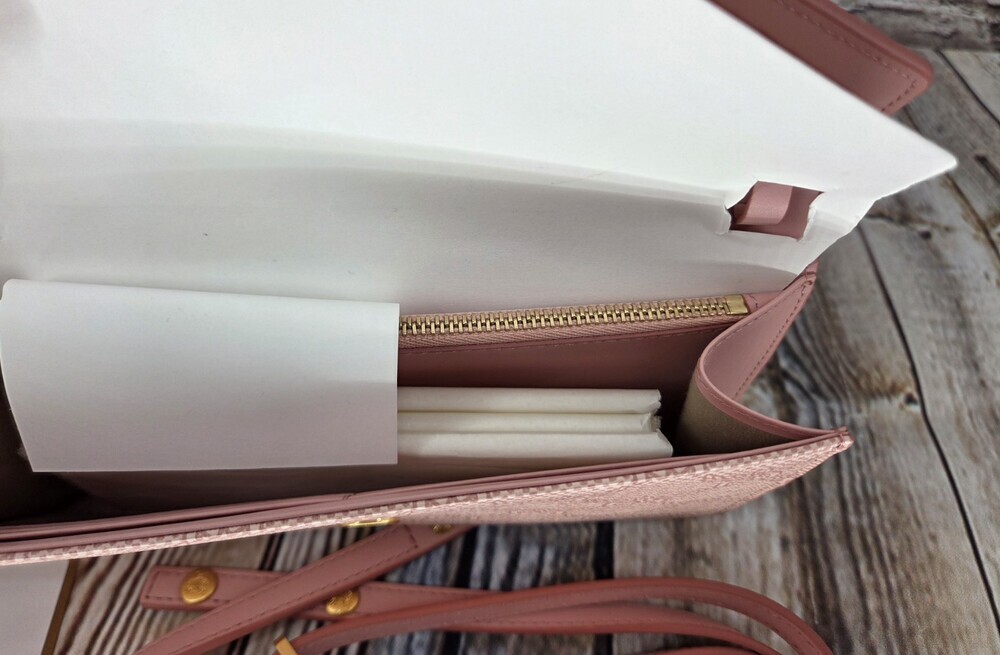 MCM Himmel Crossbody Wallet in Lauretos NEW Silver Pink - Picture 8 of 8